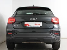Audi Q2 35 TFSI in H1 Manhattangrau Metallic