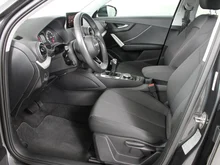 Audi Q2 35 TFSI in H1 Manhattangrau Metallic