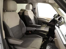 VW Multivan Edition eHybrid 180 kW 4MOTION in Puregrey/Dach Deepblack