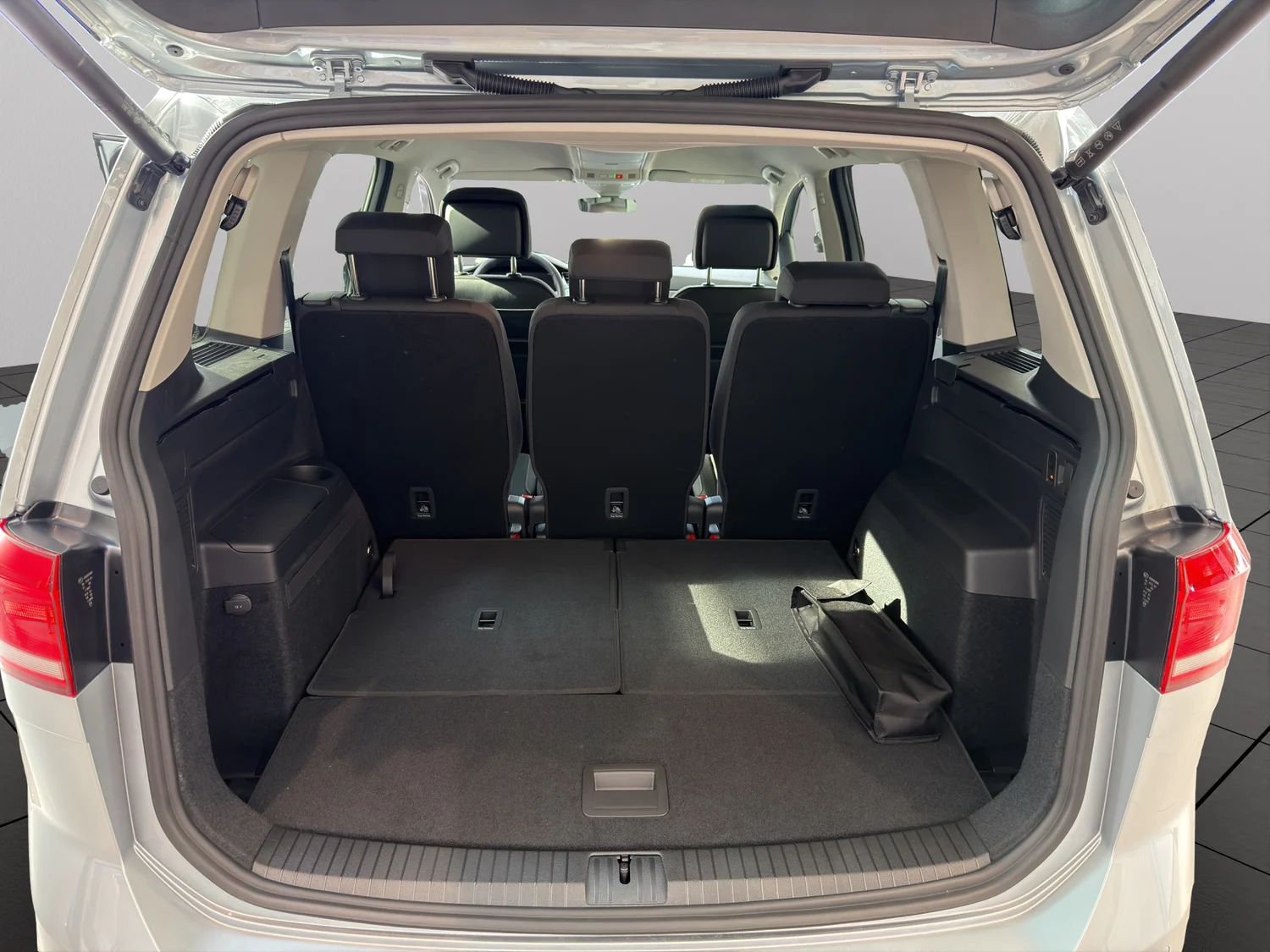 Bild eines VW Touran Friends TSI