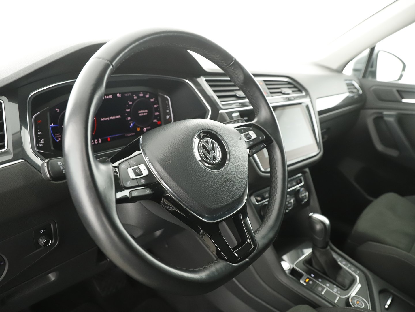 VW Tiguan Allspace Highline TDI 4MOTION DSG | Bild 3 von 24