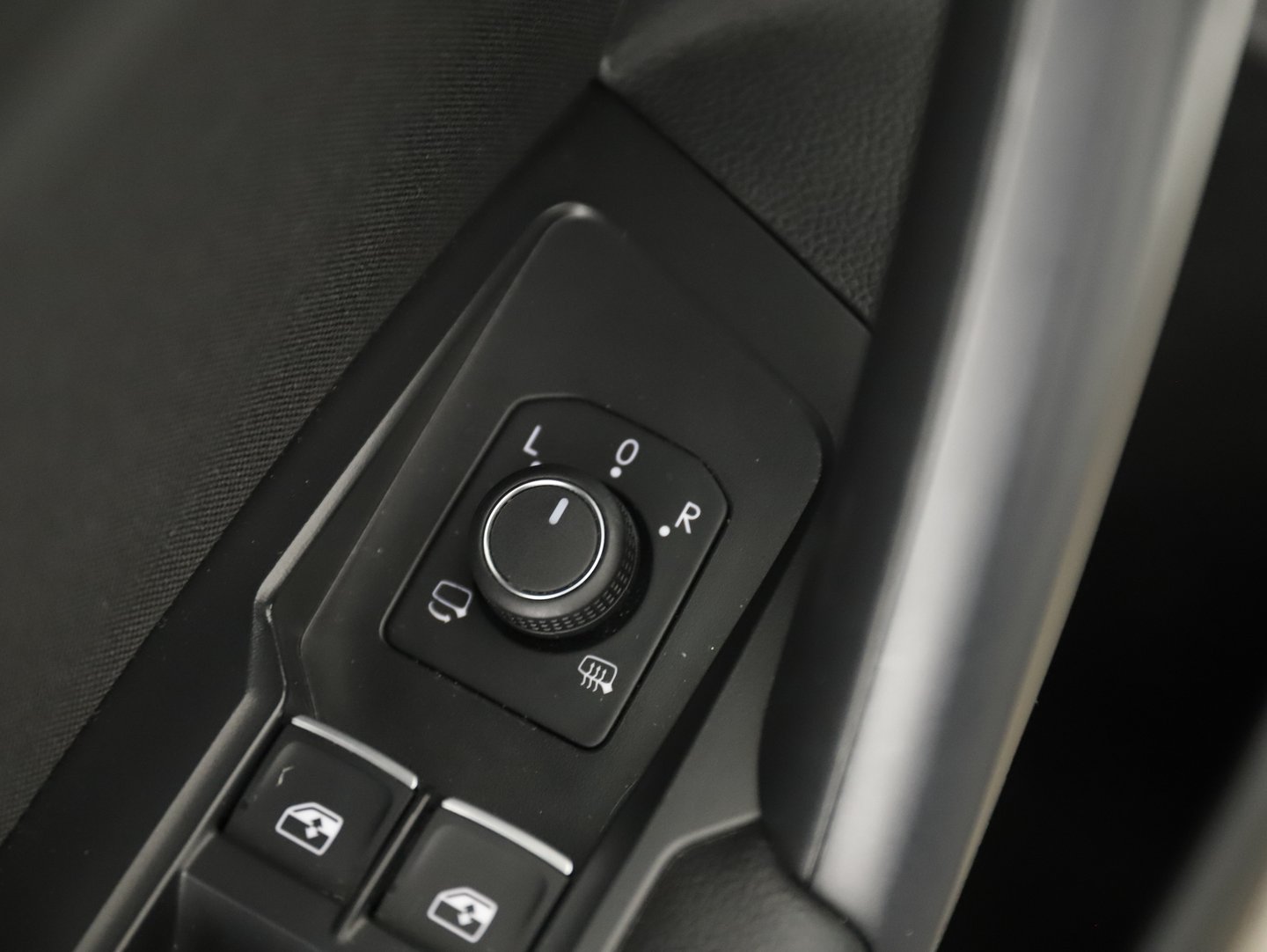 VW Tiguan Allspace Highline TDI 4MOTION DSG | Bild 6 von 24