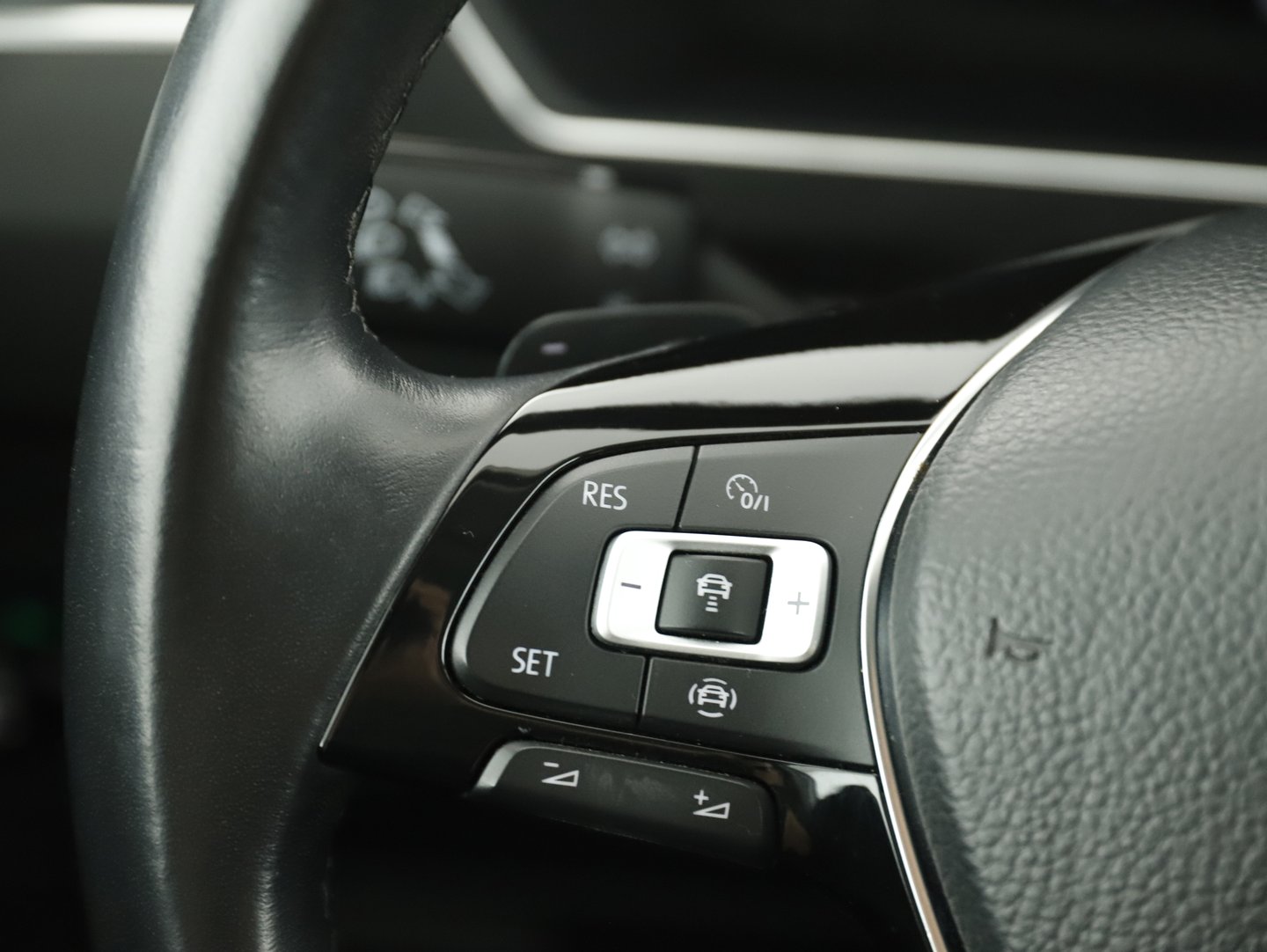 VW Tiguan Allspace Highline TDI 4MOTION DSG | Bild 10 von 24