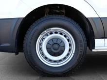 VW Crafter 35 Doka-Pritsche L4 TDI in B4 Candy-Weiß