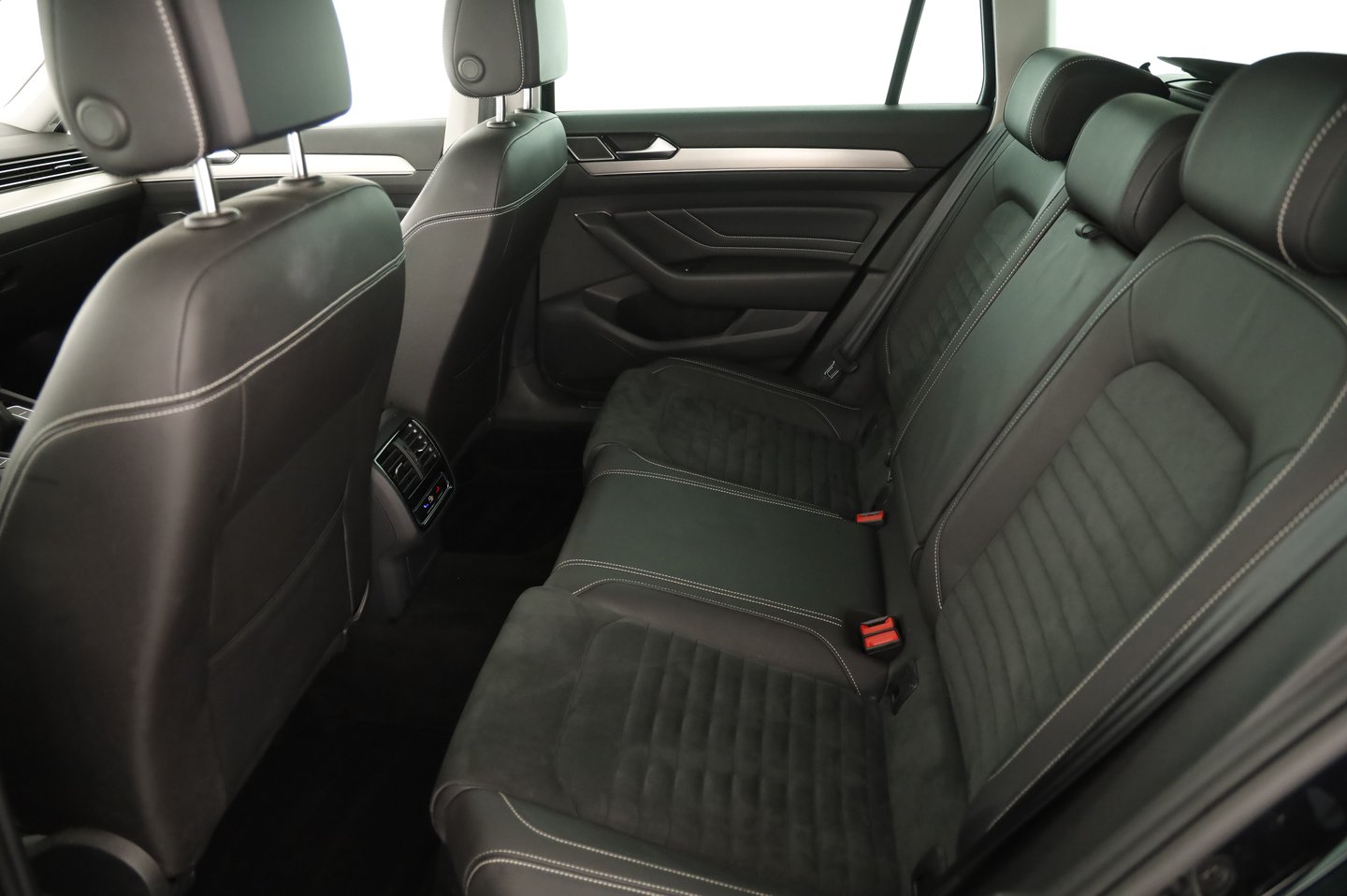 VW Passat Variant Elegance TDI | Bild 19 von 25