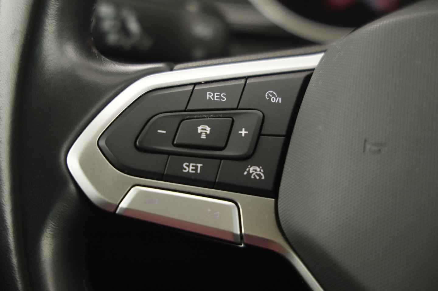 VW Passat Variant Elegance TDI | Bild 11 von 25