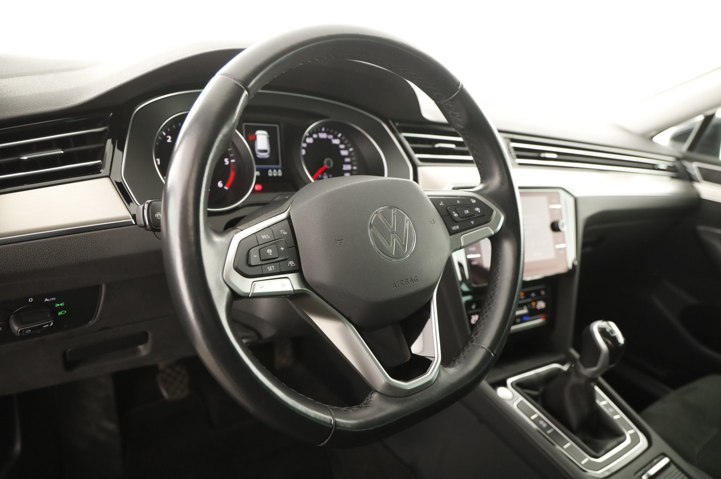 VW Passat Variant Elegance TDI | Bild 10 von 25