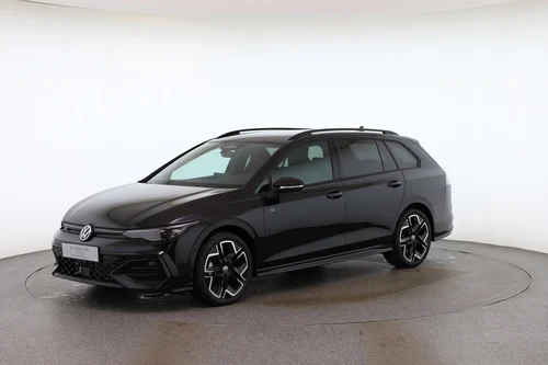 VW Golf Variant Sport mHeV DSG