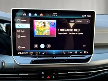 VW Golf Variant Sport mHeV DSG in Grenadillschwarz Metallic