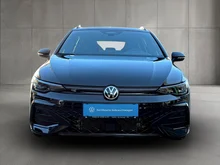 VW Golf Variant Sport mHeV DSG in Grenadillschwarz Metallic