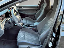 VW Golf Variant Sport mHeV DSG in Grenadillschwarz Metallic