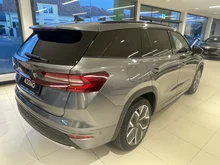 Škoda Kodiaq Sportline TDI DSG in Graphit-Grau Metallic