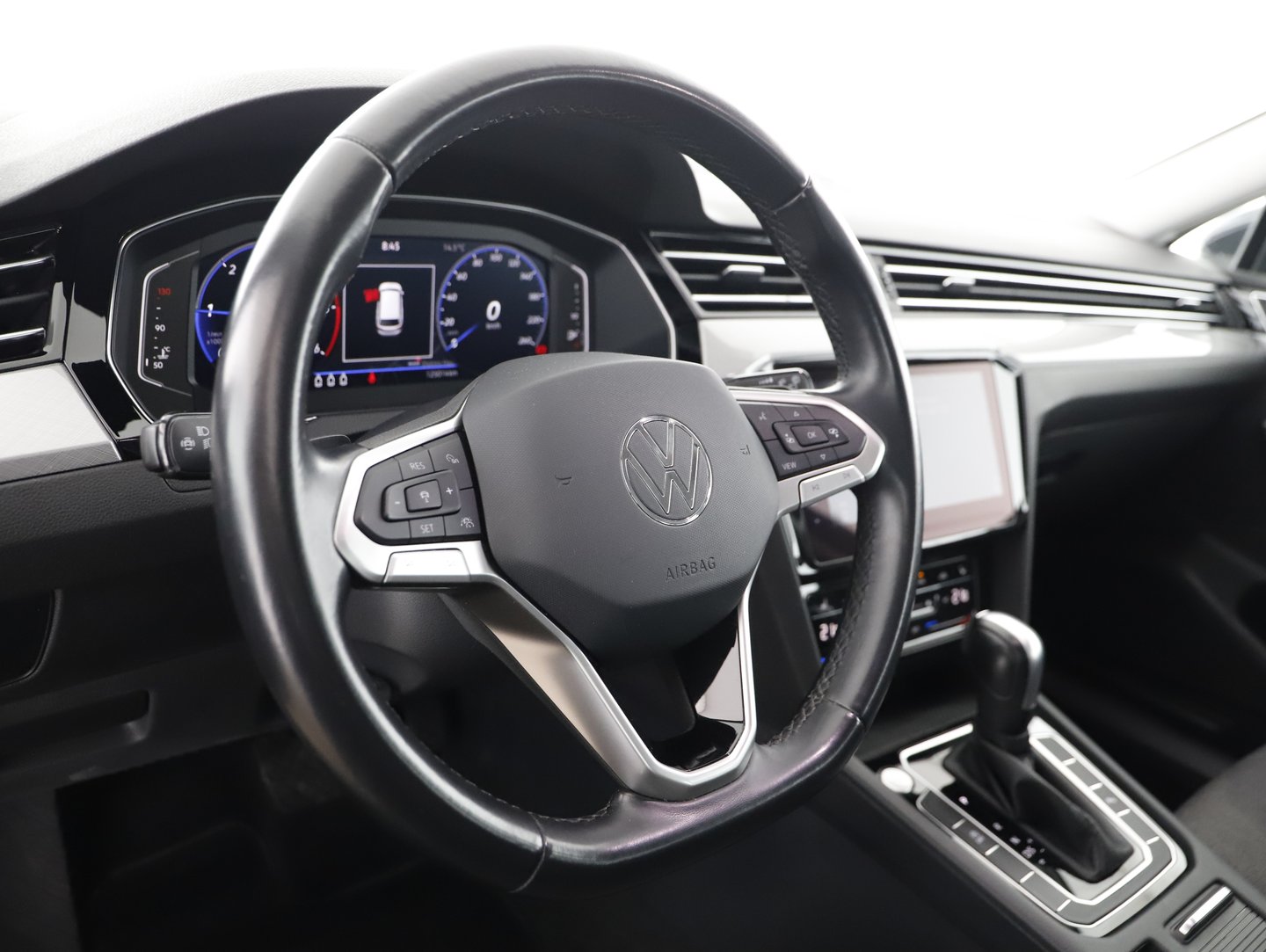 VW Passat Variant Business TDI DSG | Bild 6 von 16