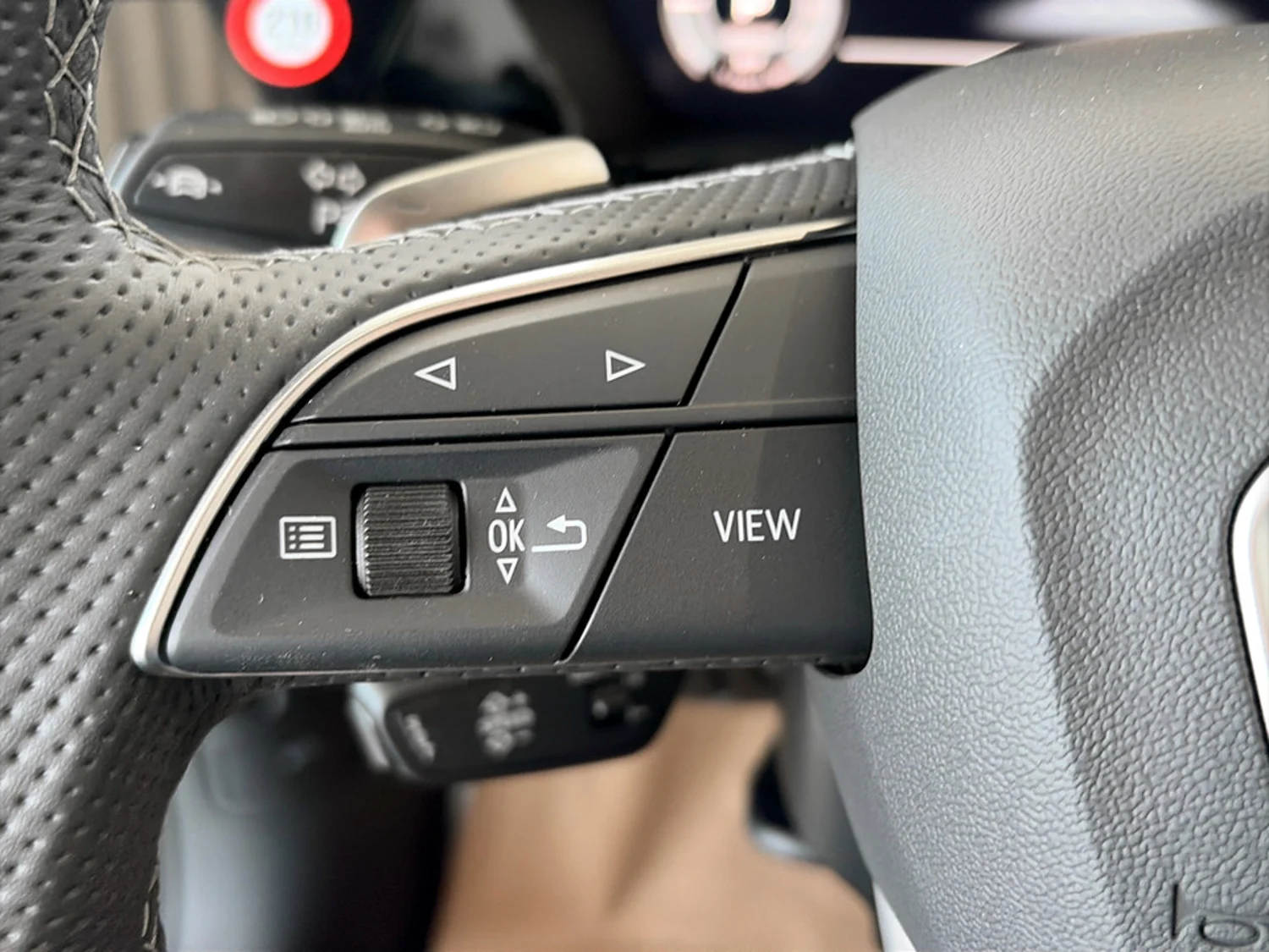 Bild eines Audi A3 allstreet 40 TFSI e