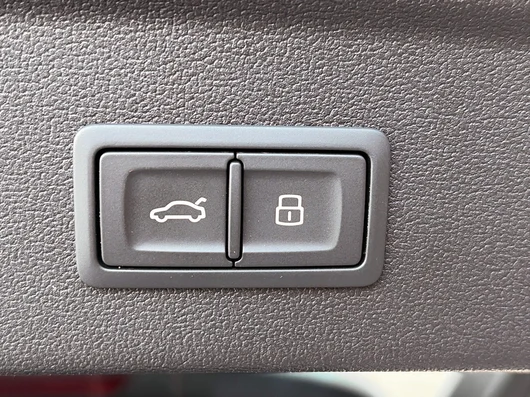 Bild eines Audi A3 allstreet 40 TFSI e
