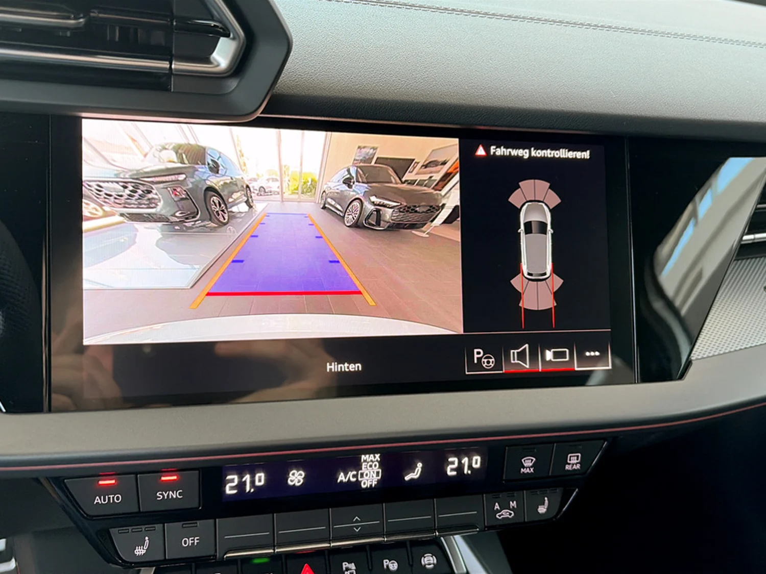 Bild eines Audi A3 allstreet 40 TFSI e