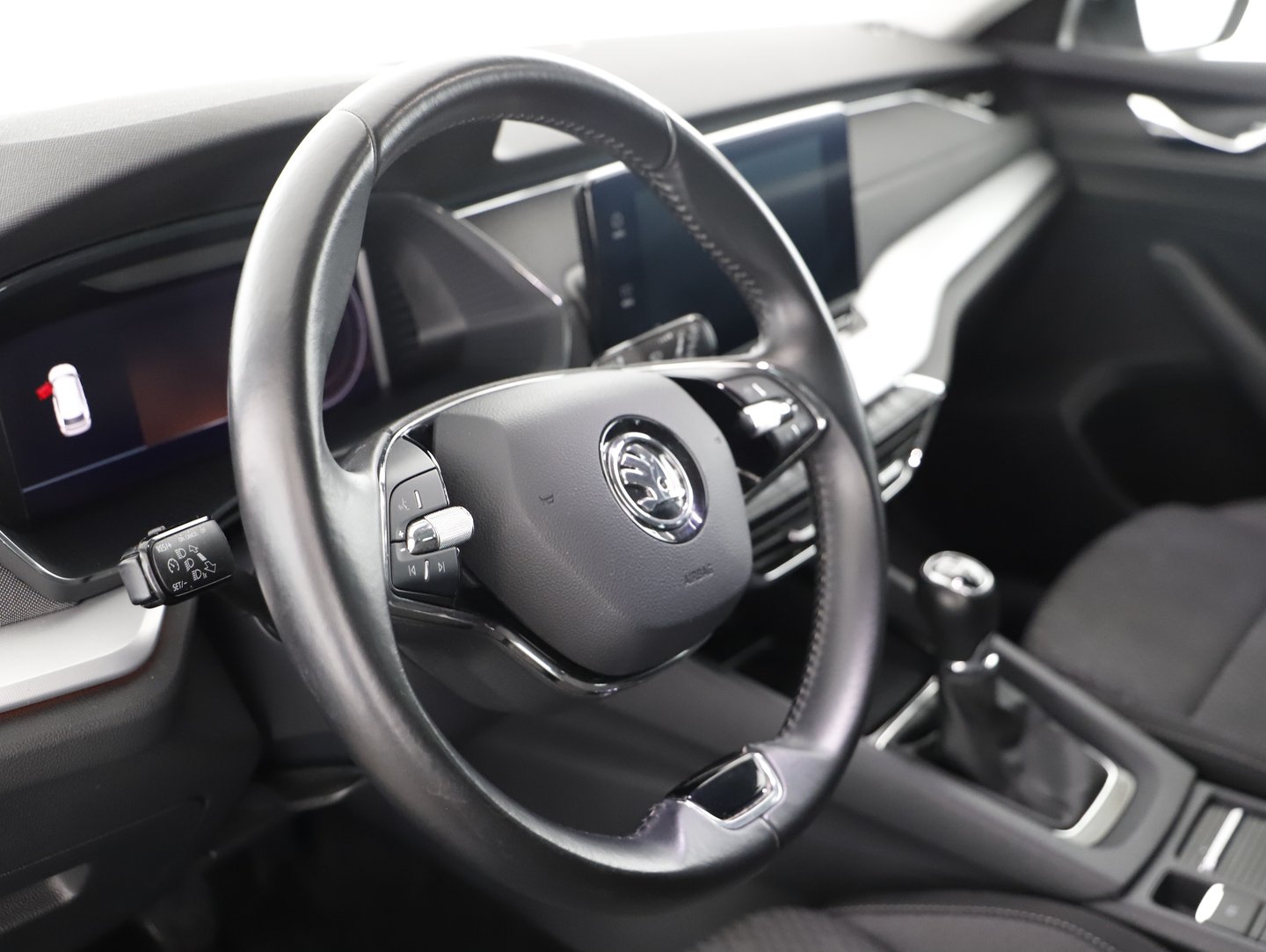 Škoda OCTAVIA Combi Premium TDI | Bild 8 von 21