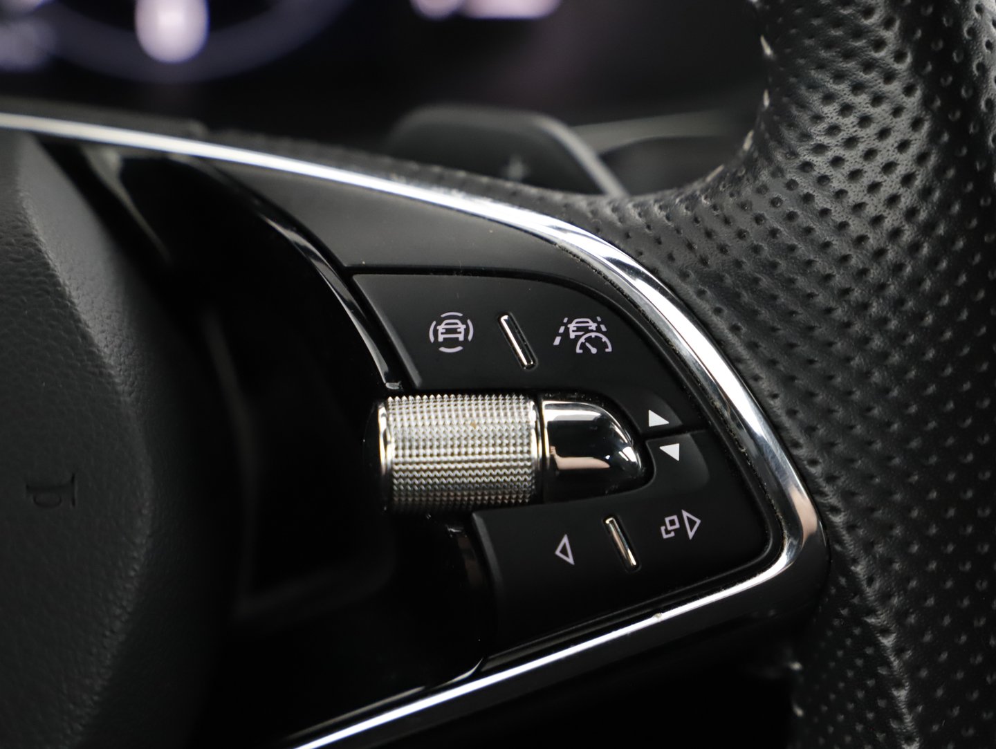 Škoda SUPERB Combi iV SPORTLINE DSG | Bild 7 von 20