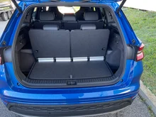 Škoda Kodiaq 4x4 Sportline TDI DSG in Race-Blau Metallic
