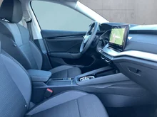 Škoda Octavia Combi Selection TSI mHEV DSG in Brillant-Silber Metallic
