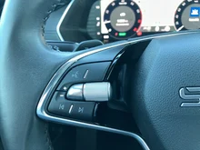 Škoda Octavia Combi Selection TSI mHEV DSG in Brillant-Silber Metallic