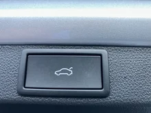 Škoda Octavia Combi Selection TSI mHEV DSG in Brillant-Silber Metallic