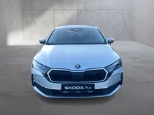 Škoda Octavia Combi Selection TSI mHEV DSG in Brillant-Silber Metallic