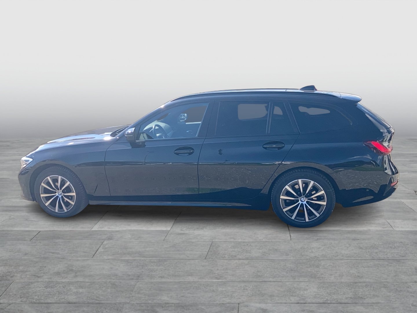BMW 318d 48 V Touring Aut. | Bild 3 von 25