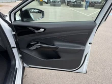 VW ID.4 GTX 4MOTION 250 kW Business -77 kWh in Gletscherweiß Metallic Dach schwarz