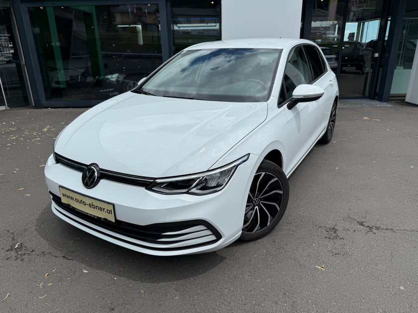 VW Golf Life TSI