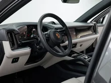 Porsche Cayenne E-Hybrid Coupé in QUARZITGRAUMETALLIC