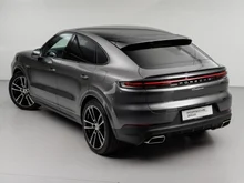 Porsche Cayenne E-Hybrid Coupé in QUARZITGRAUMETALLIC