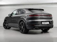 Porsche Cayenne E-Hybrid Coupé in QUARZITGRAUMETALLIC
