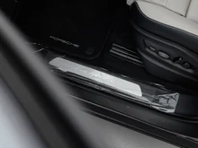 Porsche Cayenne E-Hybrid Coupé in QUARZITGRAUMETALLIC