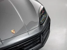 Porsche Cayenne E-Hybrid Coupé in QUARZITGRAUMETALLIC