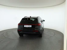 Audi Q5 SUV TDI quattro 150 kW in Mythosschwarz Metallic