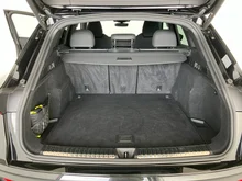 Audi Q5 SUV TDI quattro 150 kW in Mythosschwarz Metallic
