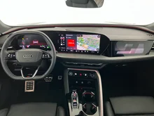 Audi Q5 SUV TDI quattro 150 kW in Mythosschwarz Metallic