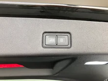 Audi Q5 SUV TDI quattro 150 kW in Mythosschwarz Metallic