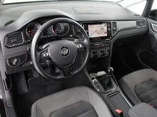 VW Golf Sportsvan Highline TSI in Deep Black Perlef.