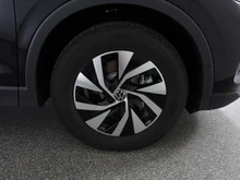 VW Tiguan Friends TDI 4MOTION DSG in Grenadillschwarz Metallic