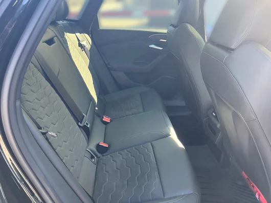 Bild eines Audi A6 Avant e-tron quattro