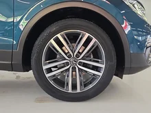 VW Tiguan Elegance TSI DSG in Nightshade Blue Metallic