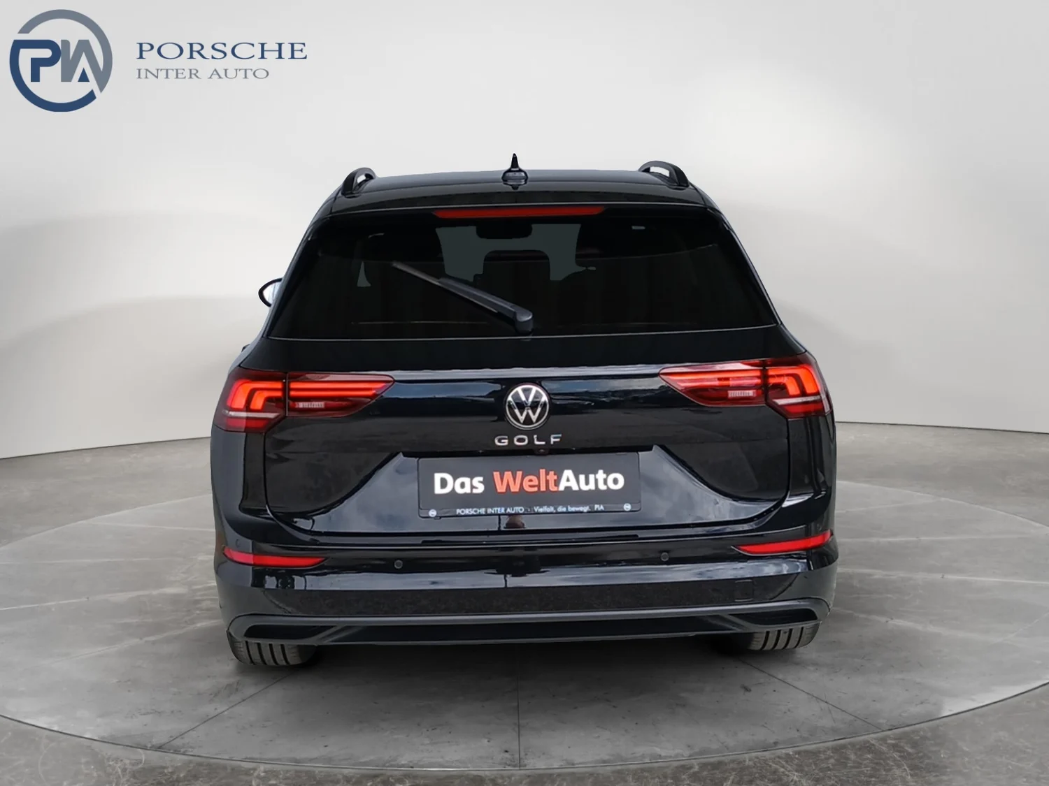 Bild eines VW Golf Variant Business TDI DSG