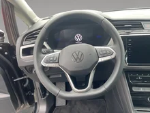 VW Touran Friends TSI DSG in schwarz - metallic