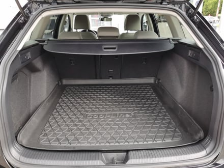 VW Golf Variant Life TSI