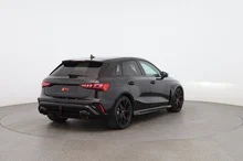 Audi RS3 Sportback RS 3 Sportback in Mythosschwarz Metallic