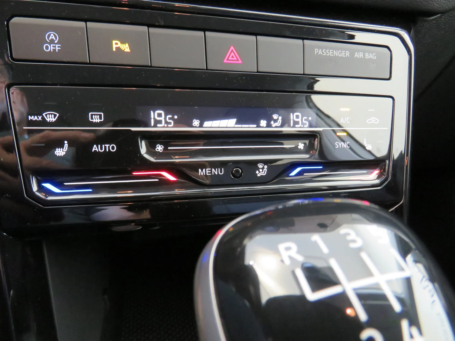 Bild eines T-Cross Friends TSI