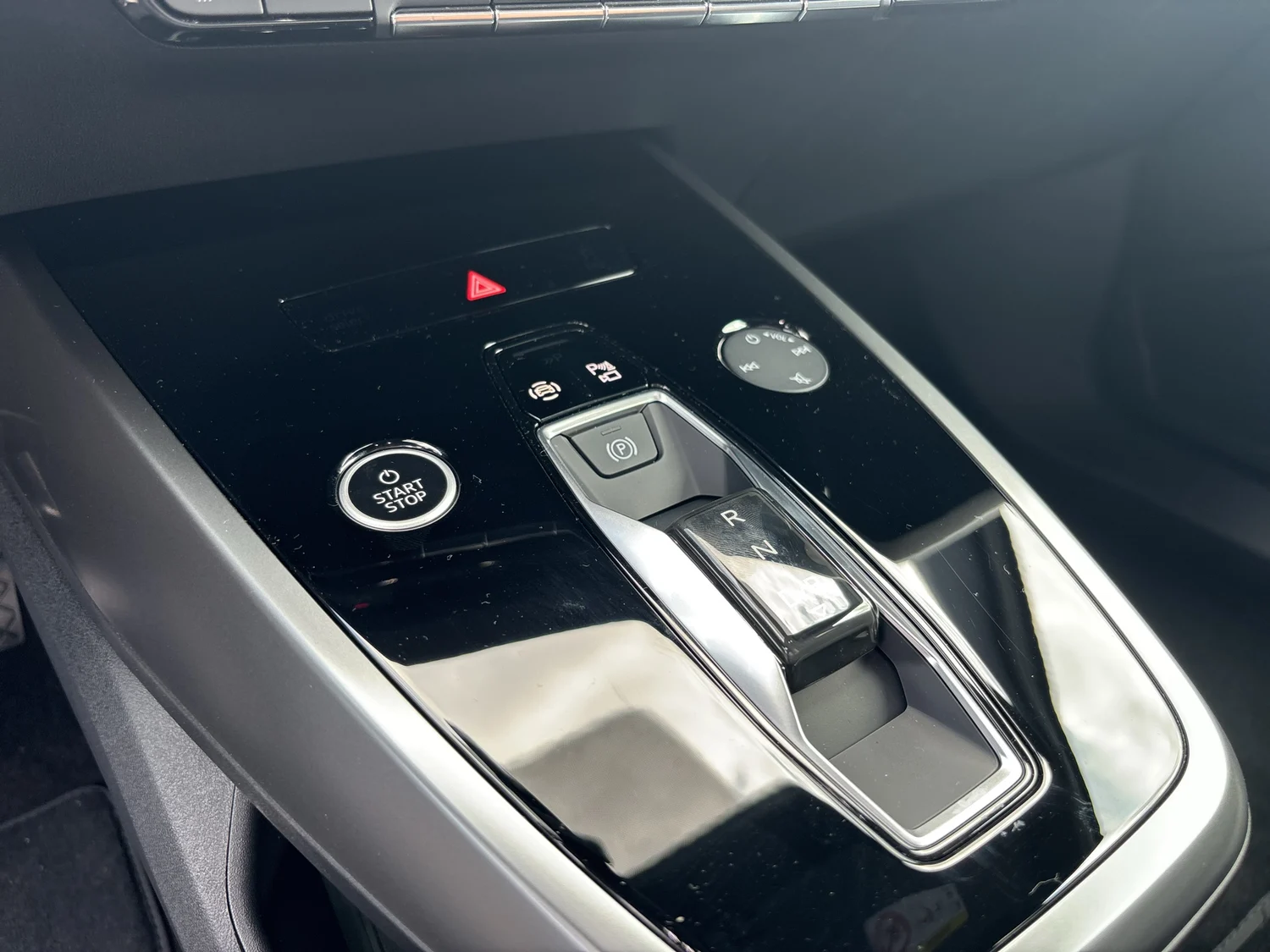 Bild eines Audi Q4 45 e-tron quattro