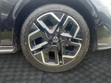 VW Polo R-Line TSI DSG in Deep Black Perleffekt